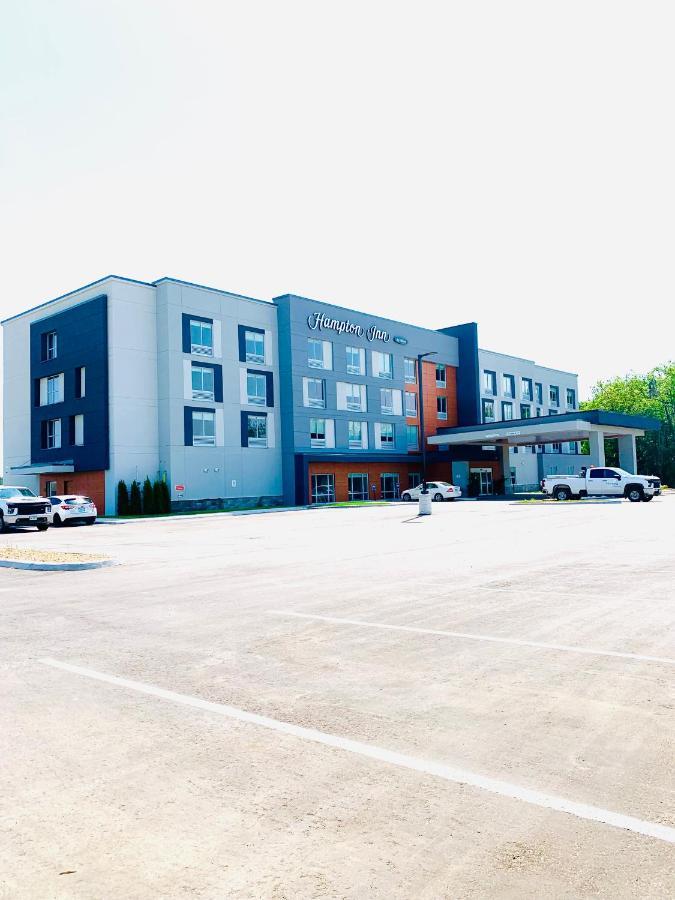 Hampton Inn By Hilton Port Hope Cobourg Exteriör bild